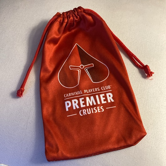 NWOT - Carnival Players Club Premier Cruises Tinted Plastic Sunglasses - Picture 6 of 13